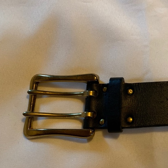 Elegant Black Belt with Gold Buckle - Picture 2 of 5